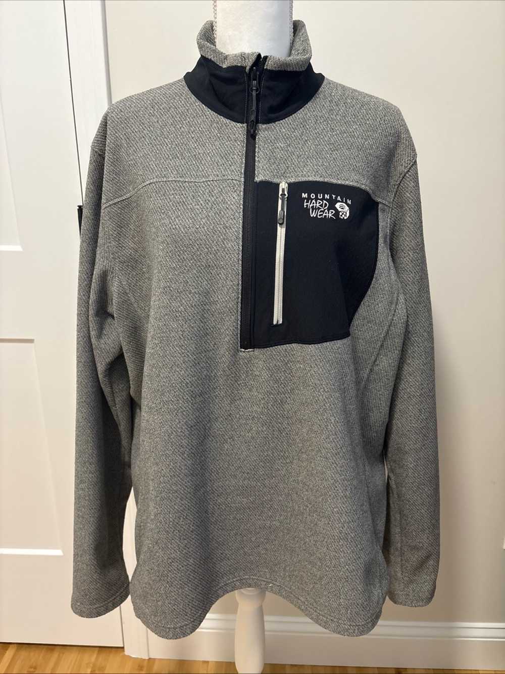 Mountain Hardwear Toasty Twill 1/2-Zip Fleece Featuring Zippered Chest Pocket L